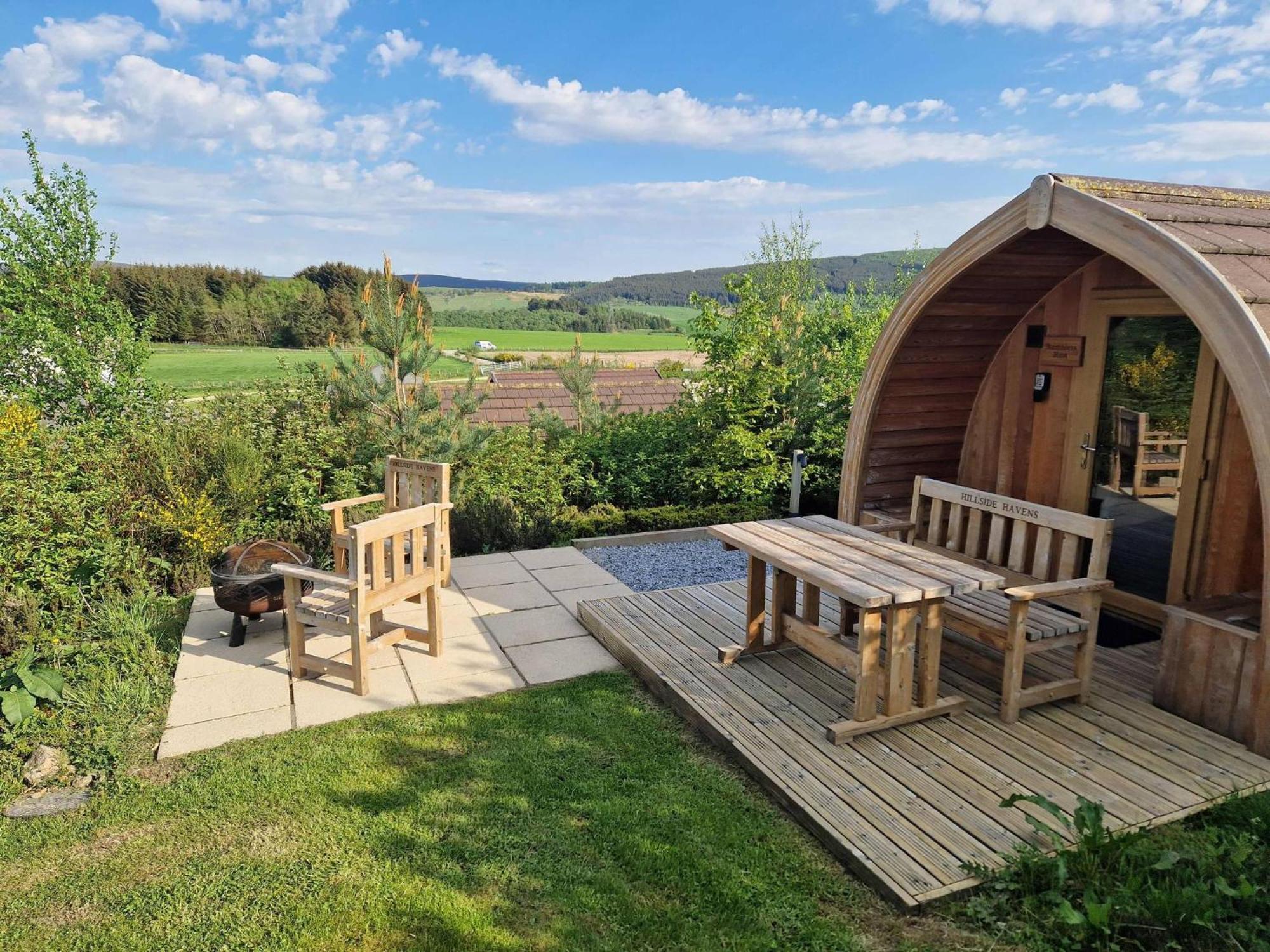 Hillside Havens Villa Dufftown Exterior photo